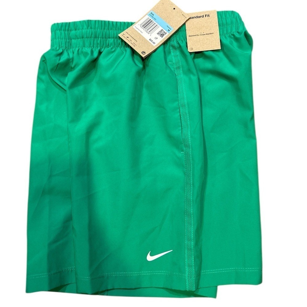 Nike Kids Youth Green Training Shorts size Medium